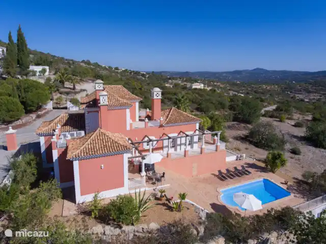 Omgeving Villa Corotelo
